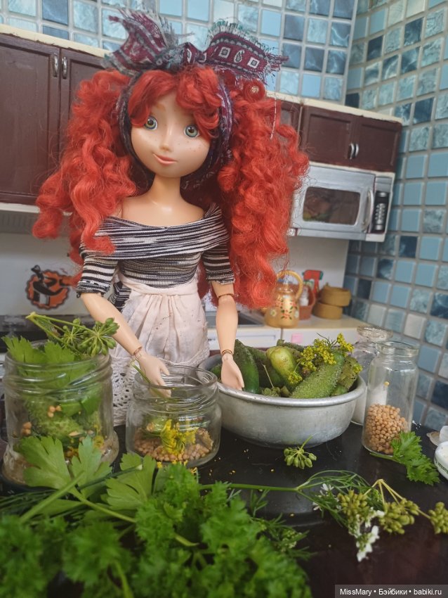 Маринуем огурцы 🥒🥒🥒 — Куклы Disney Animators и Принцессы Диснея: Disney Store