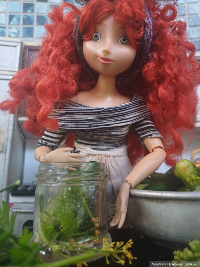Маринуем огурцы 🥒🥒🥒 — Куклы Disney Animators и Принцессы Диснея: Disney Store