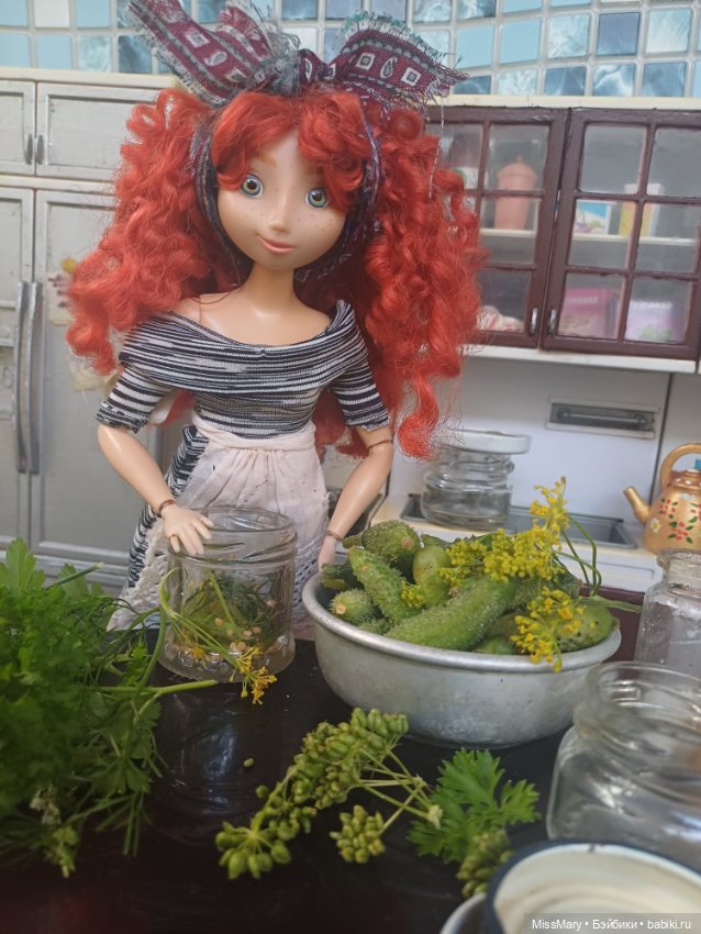 Маринуем огурцы 🥒🥒🥒 — Куклы Disney Animators и Принцессы Диснея: Disney Store (фото 4)