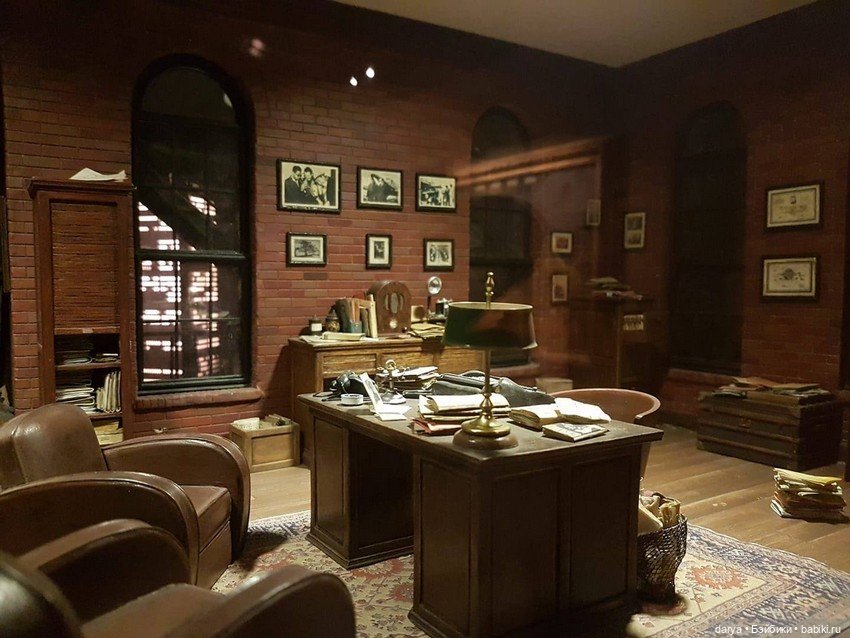 Работа Дэна Ольманн — Румбоксы и кукольные интерьеры: фото