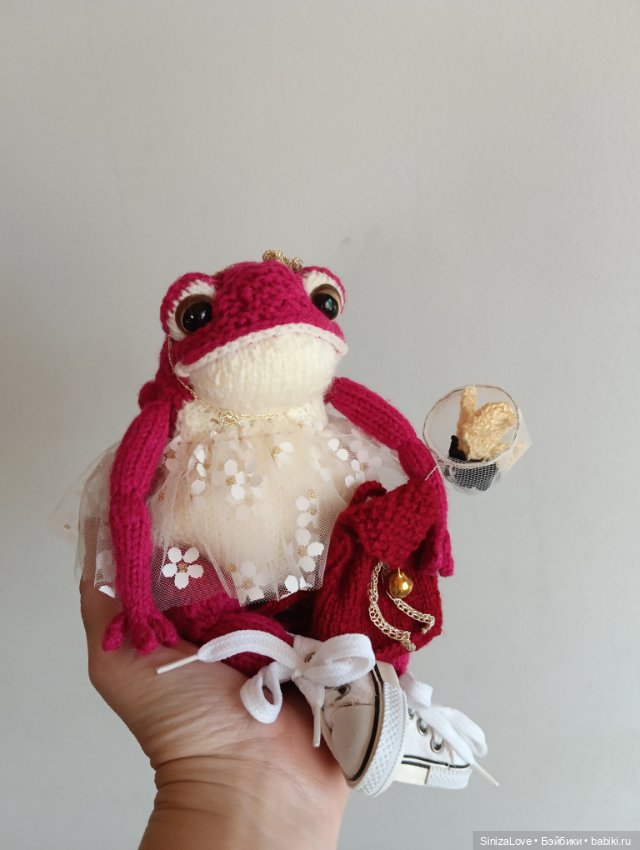 Жабки-туристки Ванда и Варда