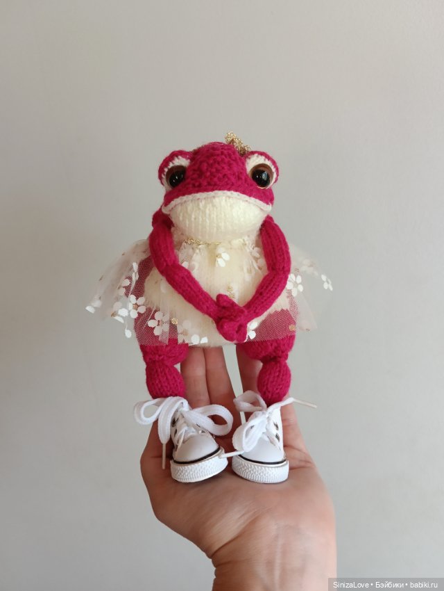 Жабки-туристки Ванда и Варда