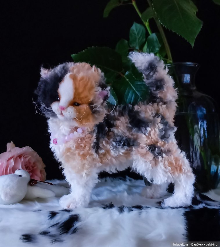 Котенок селкирк рекс 🤍🖤🧡 — Игрушки в смешанной технике (мех и глина): Арт (фото 9)