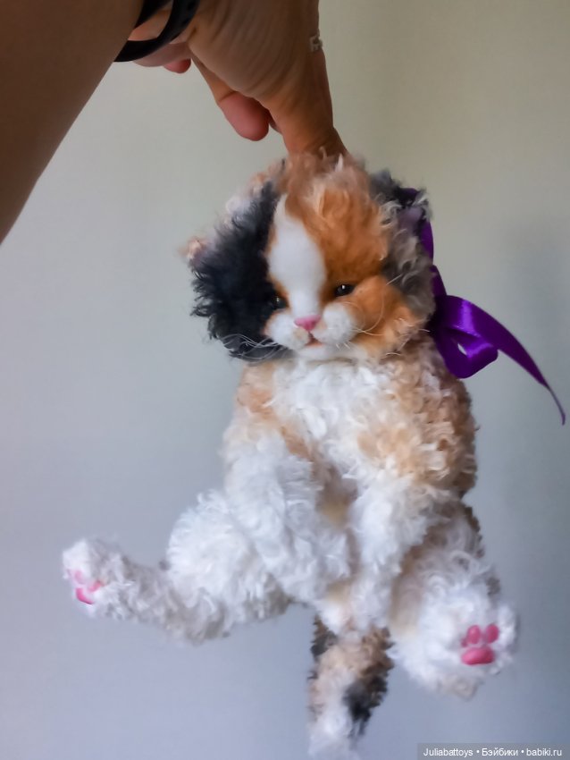 Котенок селкирк рекс 🤍🖤🧡 — Игрушки в смешанной технике (мех и глина): Арт (фото 8)