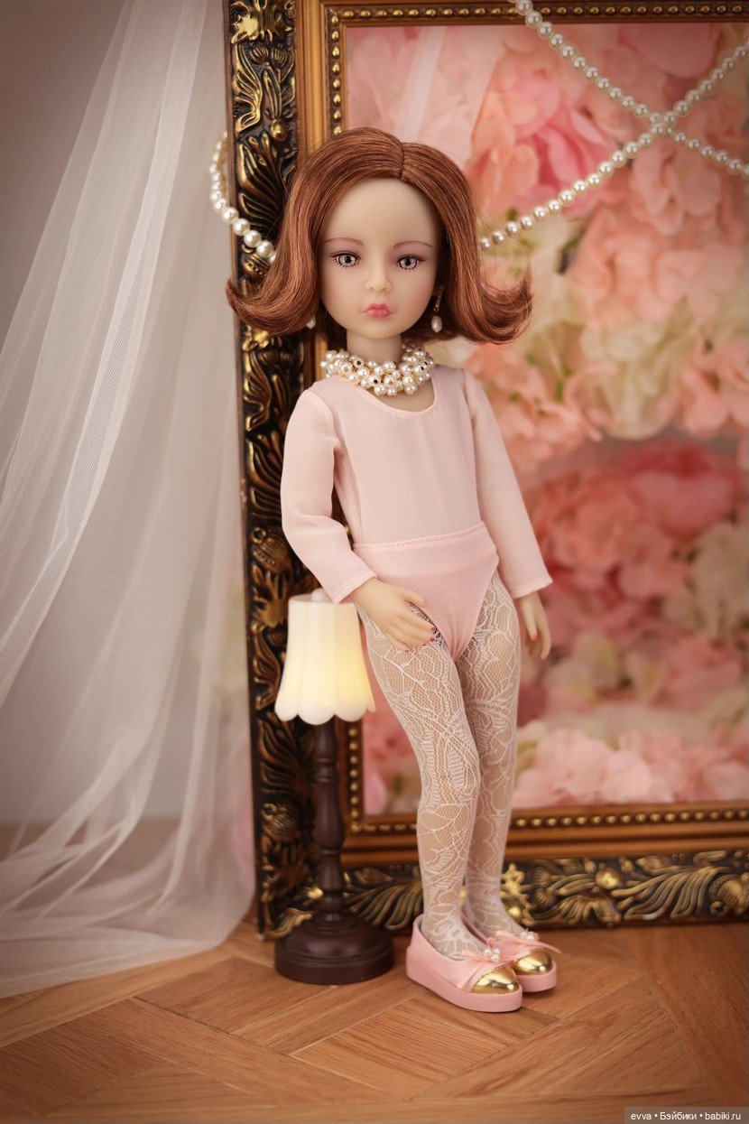 Кукла Lou (Limited Edition) Ruby Red (фото 6)