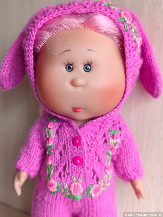 Вязаный комбинезончик с вышивкой рококо для мини Мии (фото 9)