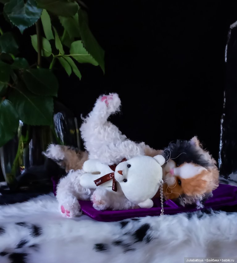 Котенок селкирк рекс 🤍🖤🧡 — Игрушки в смешанной технике (мех и глина): Арт (фото 6)