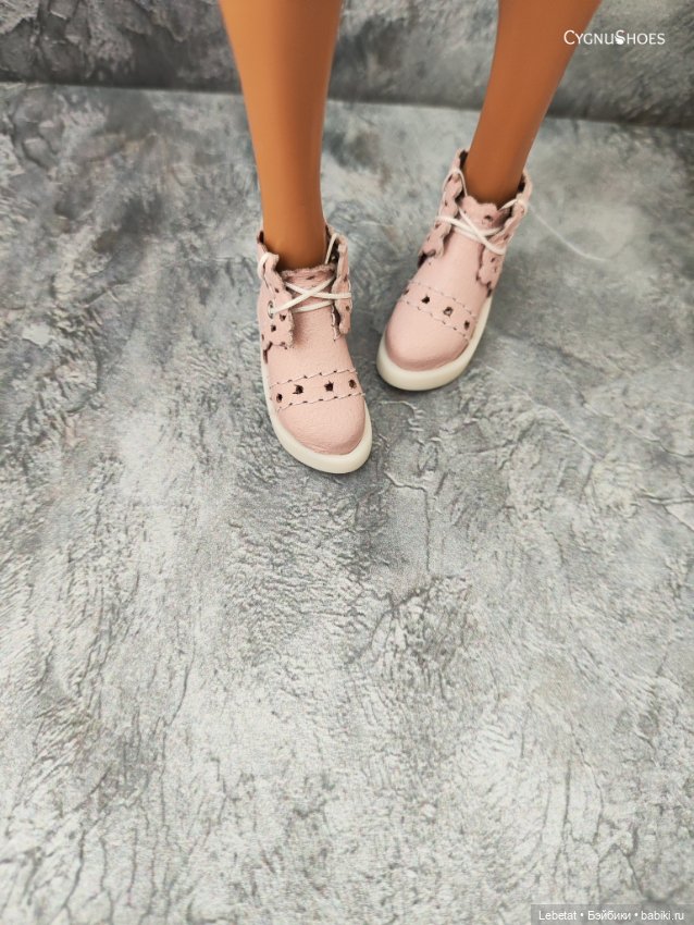 Обувное ассорти — Одежда и обувь для кукол своими руками: фото