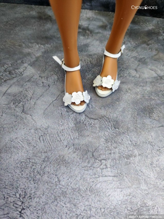 Обувное ассорти — Одежда и обувь для кукол своими руками: фото (фото 10)