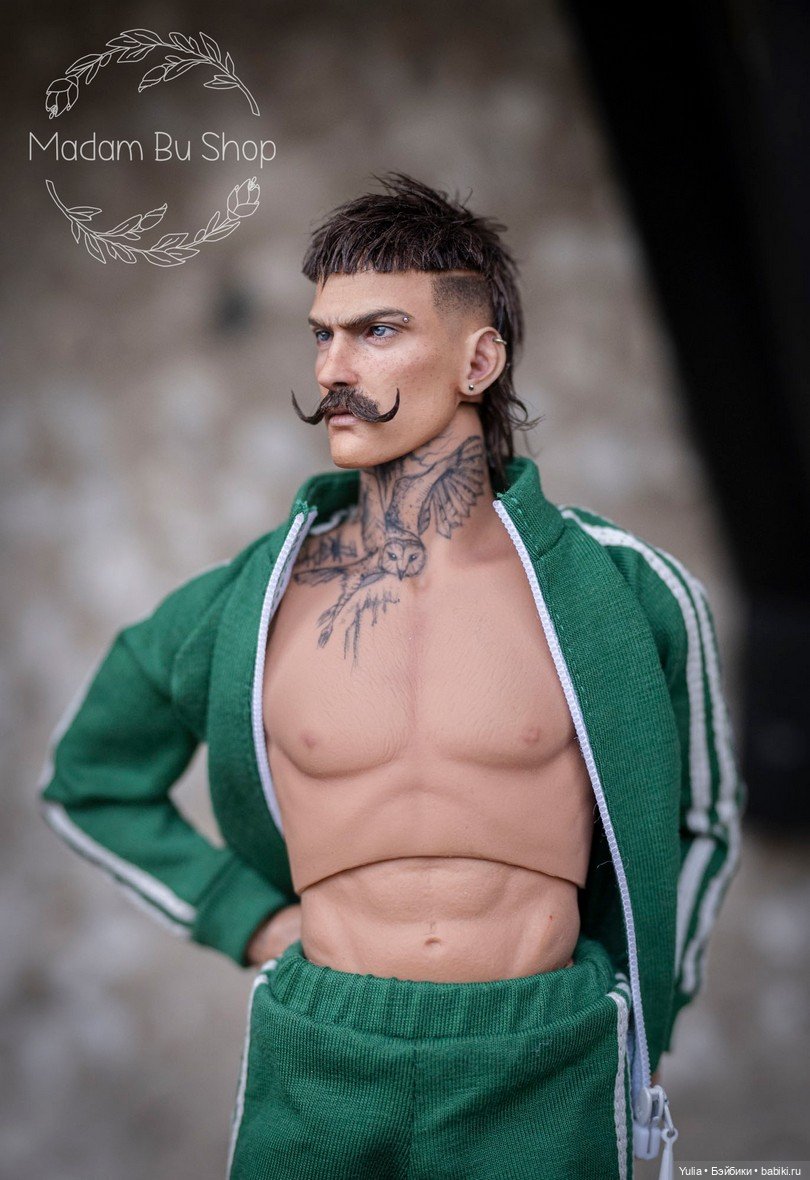 Кастомная экшн-фигурка Валера от Мадам Бу (фото 3)