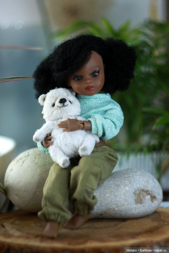 Кроп-худи и джинсы с карманами для Мелкой