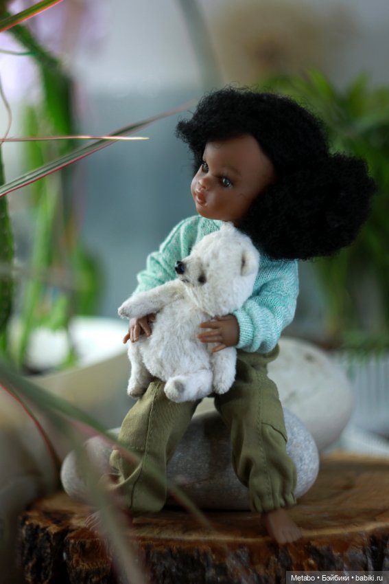 Кроп-худи и джинсы с карманами для Мелкой