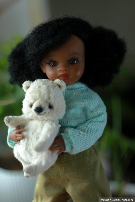 Кроп-худи и джинсы с карманами для Мелкой