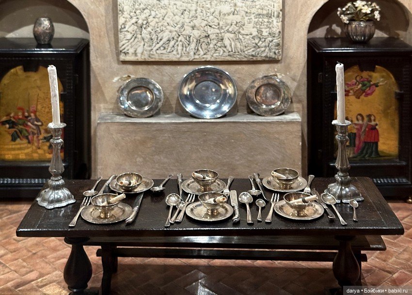 Собрание миниатюр Елены Рубинштейн