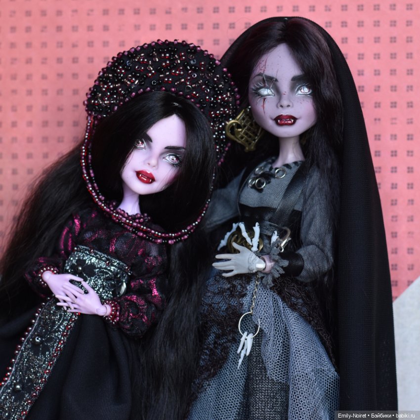 Кузины-вампирши — ООАК Monster High и Ever After High: репейнт (фото 2)