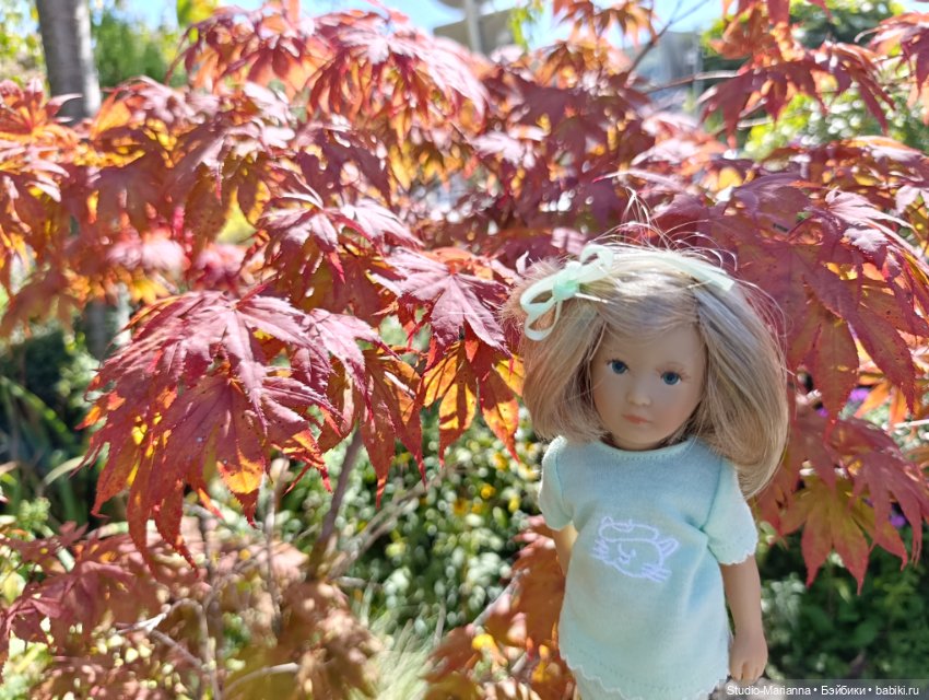 Малышка kidz n cats и цветы осени