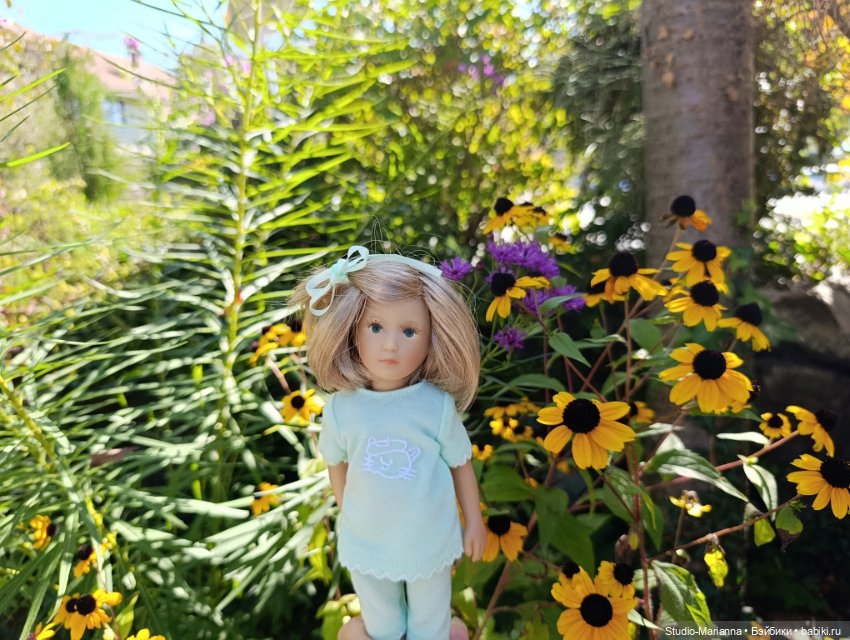 Малышка kidz n cats и цветы осени