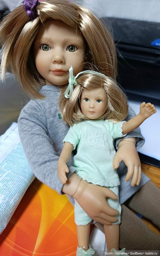 Малышка kidz n cats и цветы осени