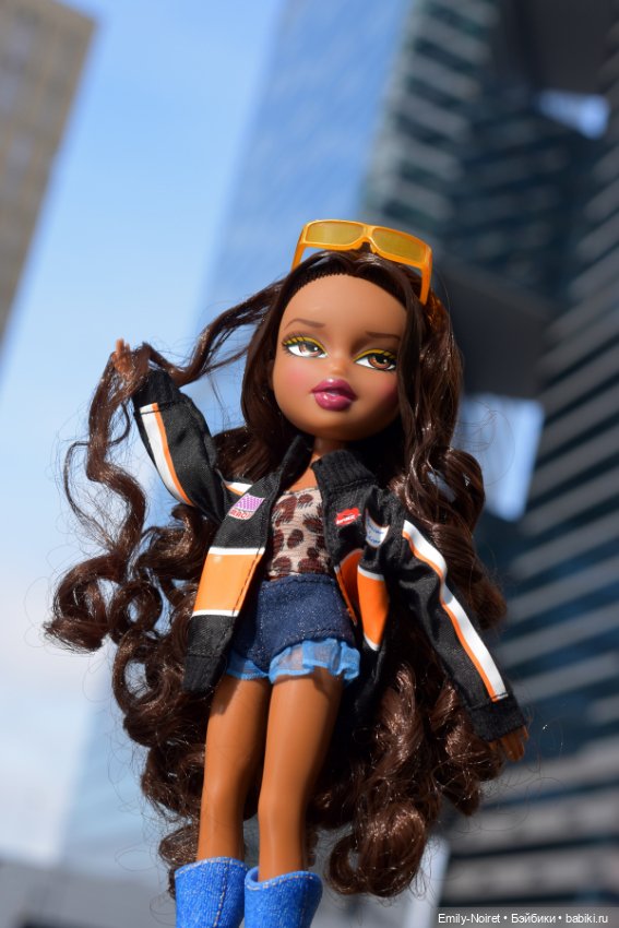 Городская жизнь — Коллекции игровых кукол (Playline): фото полок