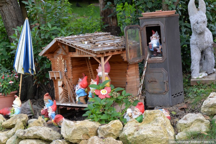 Малышка kidz n cats и цветы осени