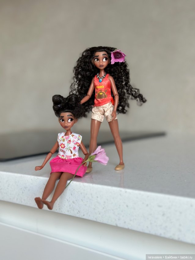 Я дома 🥳 — Коллекции игровых кукол (Playline): фото полок