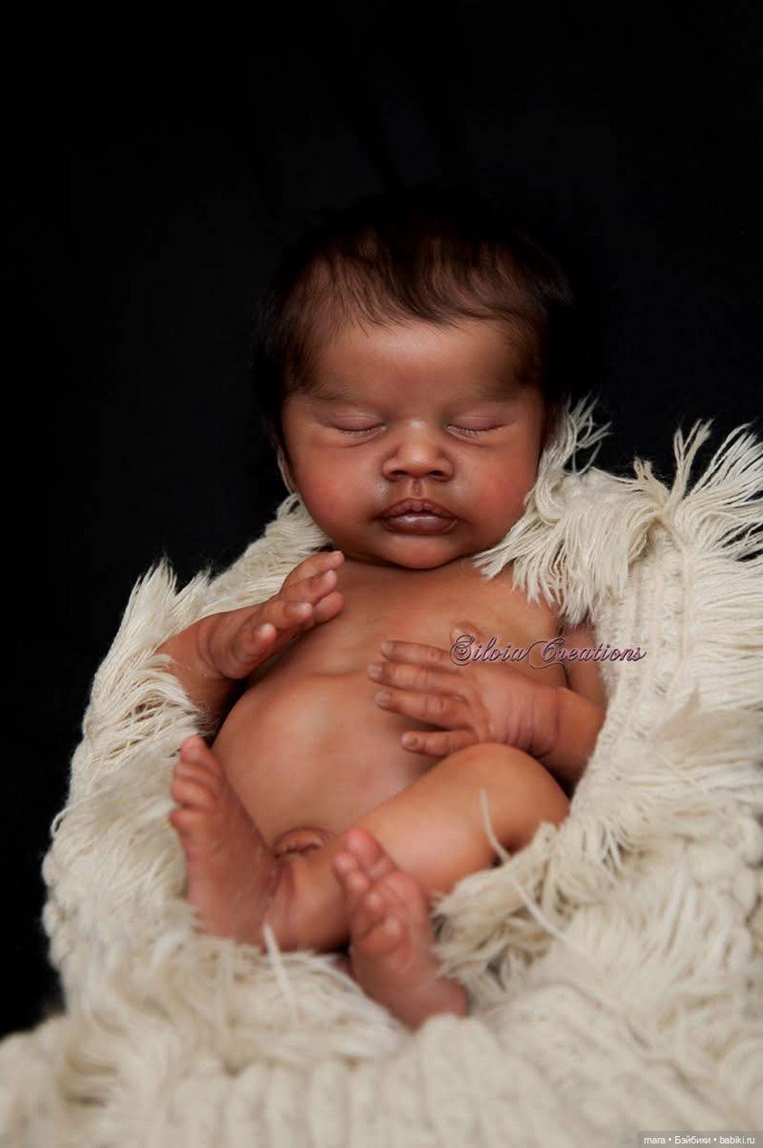 Eva скульптора Priscila Lopez, автор прототипа Silvia Ezquerra