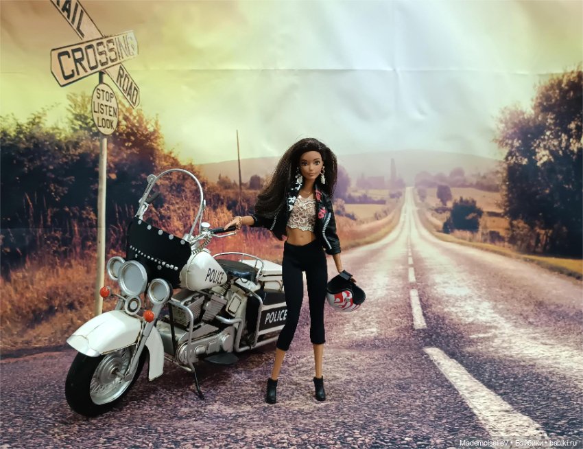 Угонщица — Куклы Barbie (Барби): Looks (фото 7)