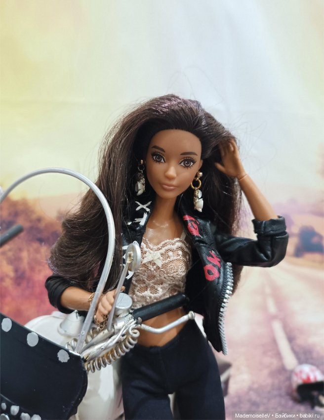 Угонщица — Куклы Barbie (Барби): Looks (фото 9)
