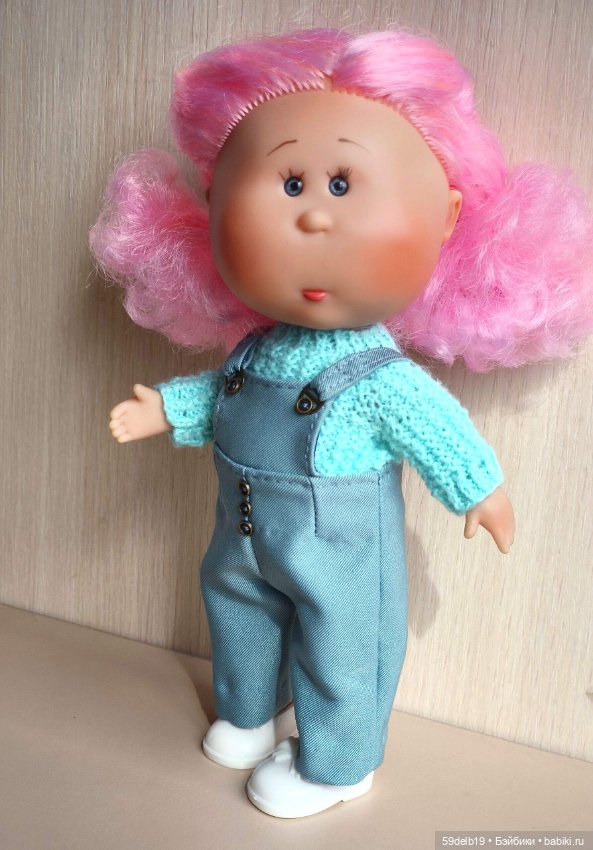 Модняшка Мия в новом комбинезоне и кофточке (фото 3)