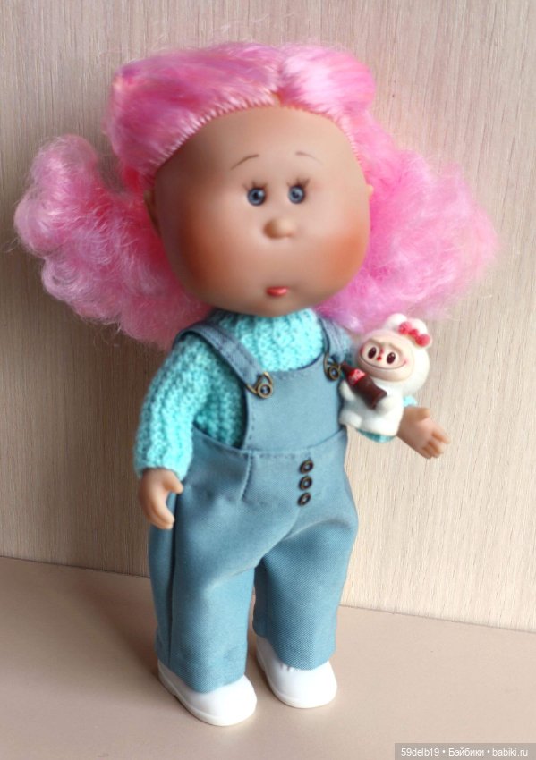 Модняшка Мия в новом комбинезоне и кофточке (фото 5)