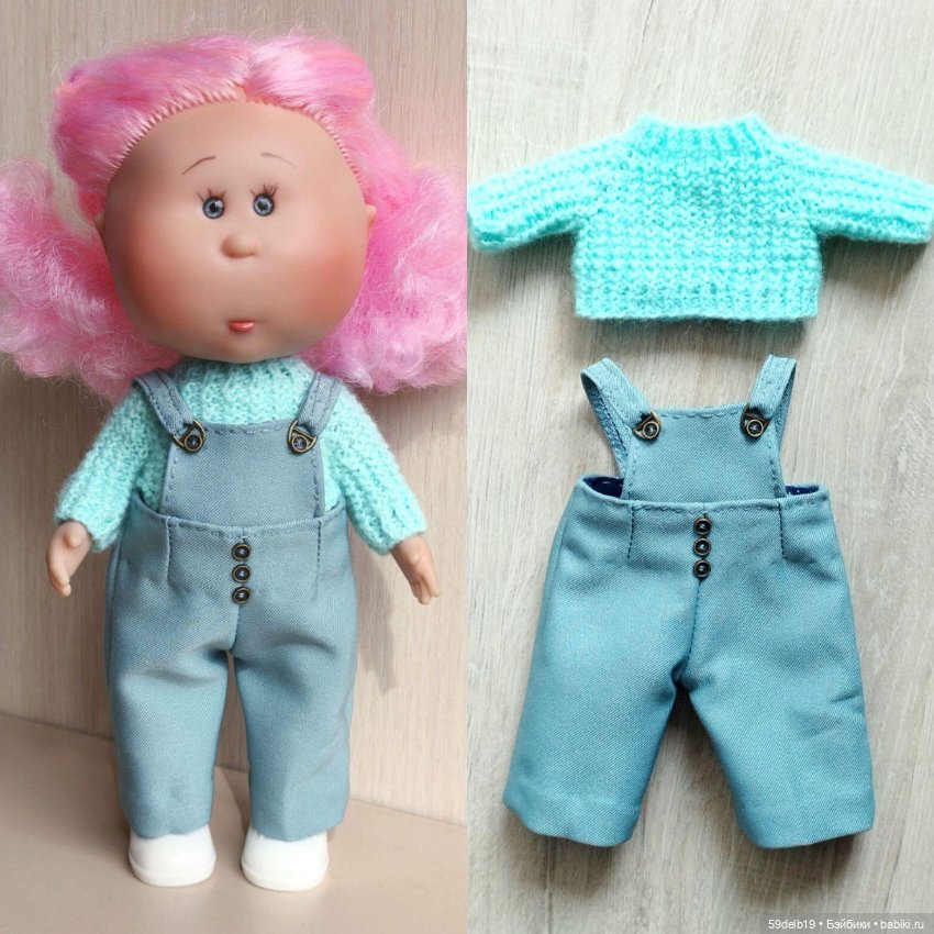 Модняшка Мия в новом комбинезоне и кофточке