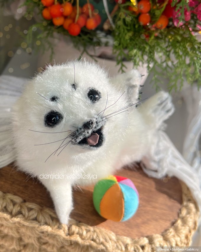 Белёк Фрунзиль 🦭🎄✨ — Игрушки в смешанной технике (мех и глина): Арт (фото 2)