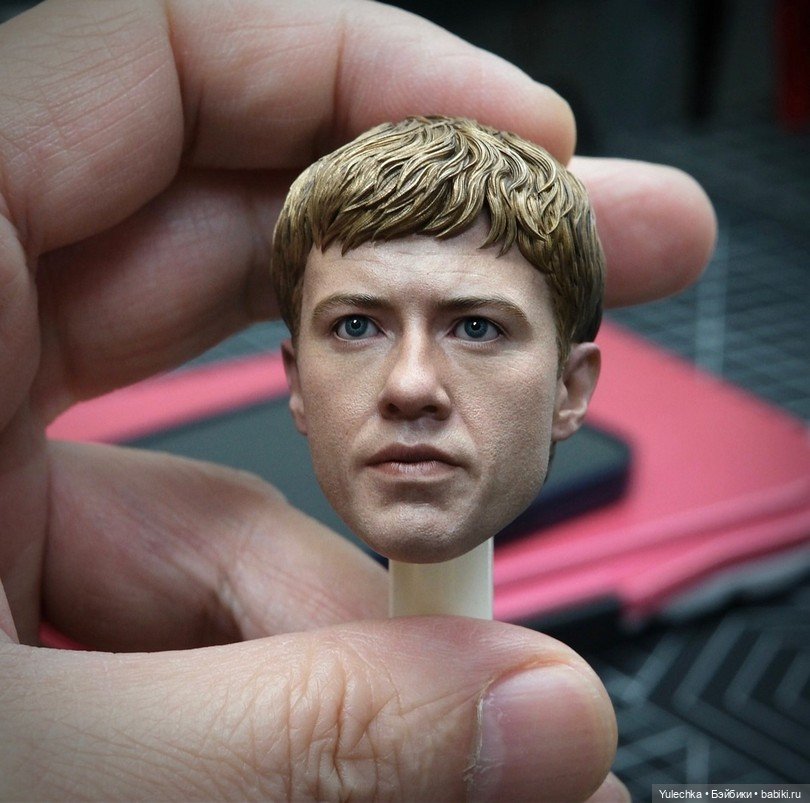 Hot Toys - фото прототипа скульпта Джонни Шторма (Джозеф Куинн) (фото 3)