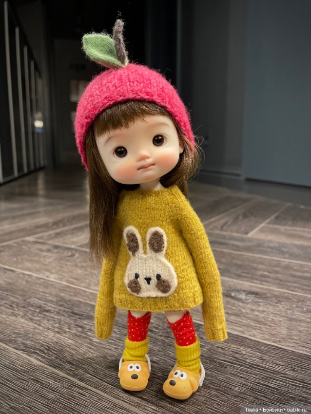 Забавные кофточки для “азиатских” куколок (фото 4)