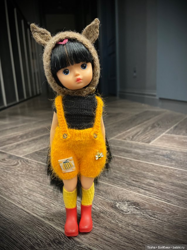 Забавные кофточки для “азиатских” куколок (фото 8)