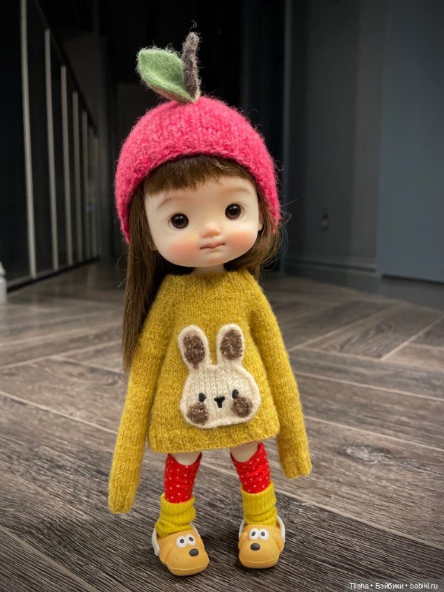 Забавные кофточки для “азиатских” куколок (фото 6)
