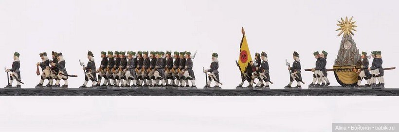 Фигурки из дерева — Антикварные игрушки и домики: елочные украшения (фото 6)