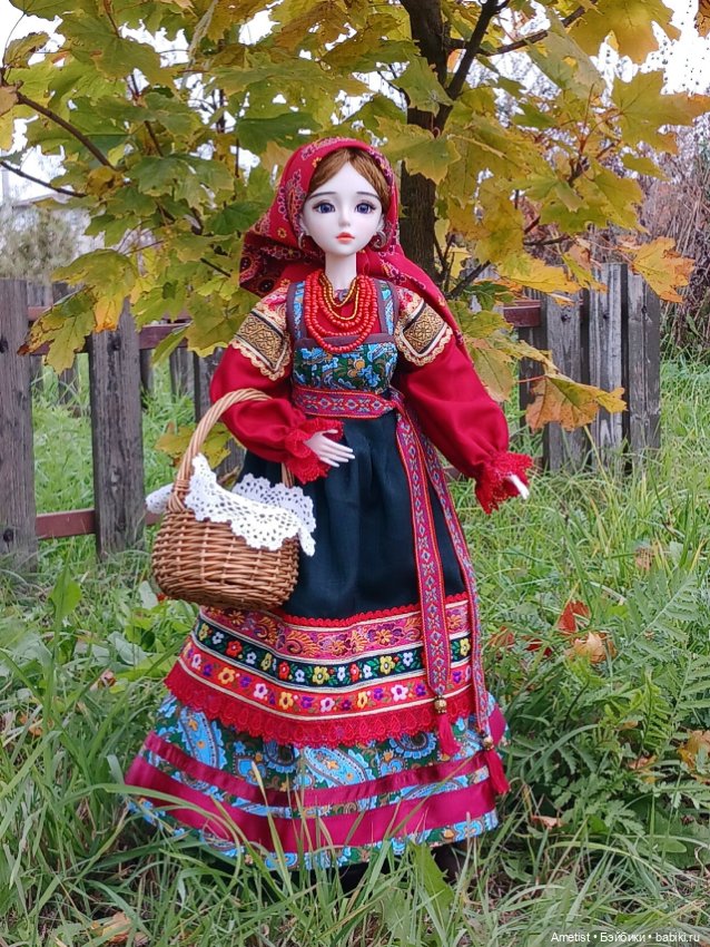 Праздничный девичий рязанский костюм для 1/3