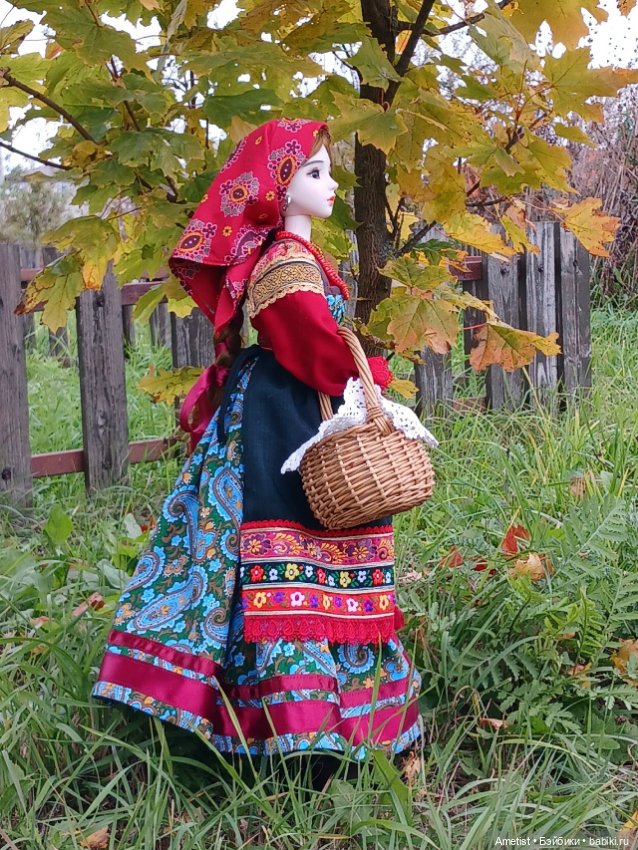 Праздничный девичий рязанский костюм для 1/3 (фото 3)