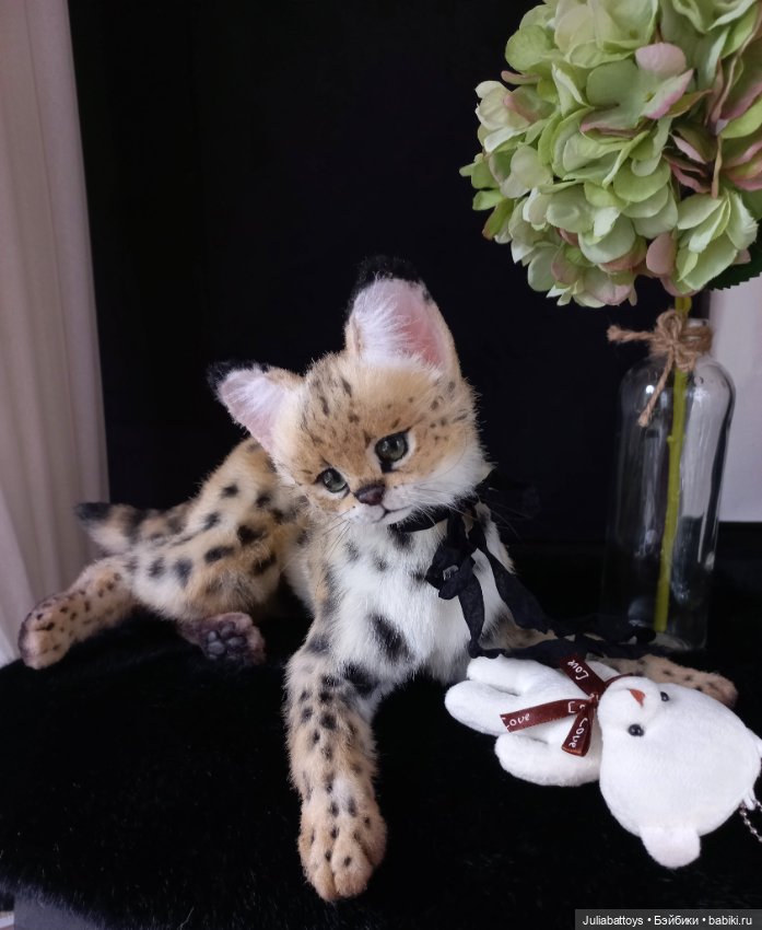 Дикая кошка. Сервал 🖤 — Игрушки в смешанной технике (мех и глина): Арт