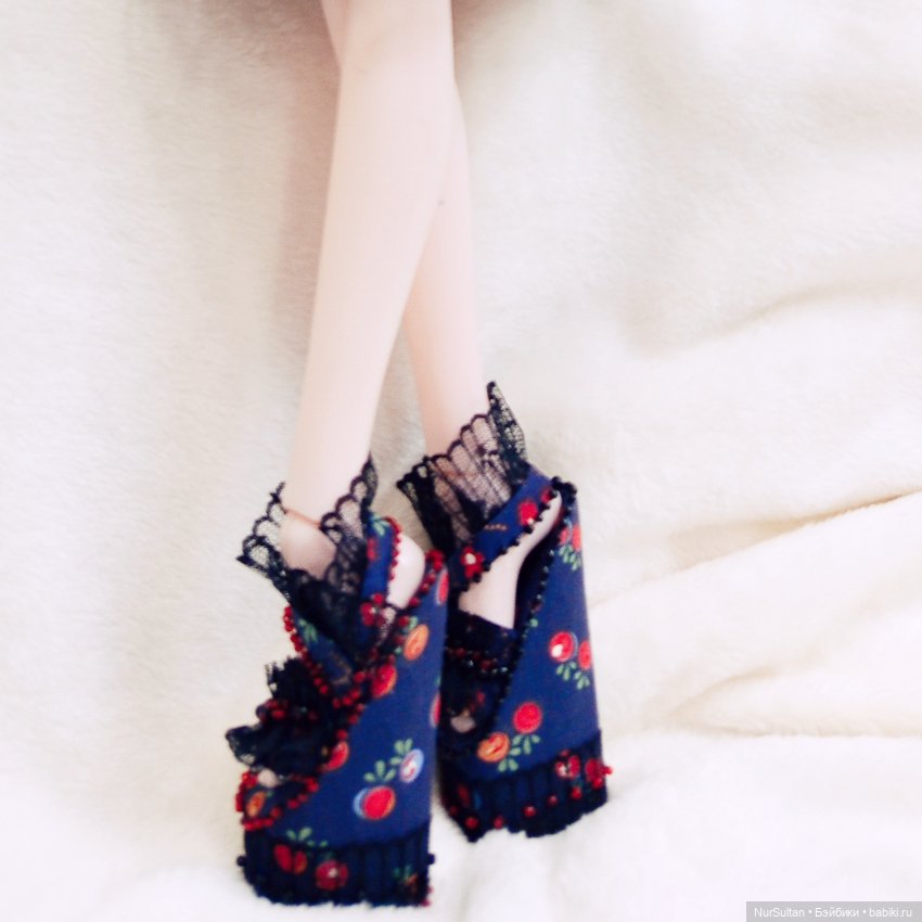 Мои первые шаги в изготовлении одежды для кукол (фото 7)