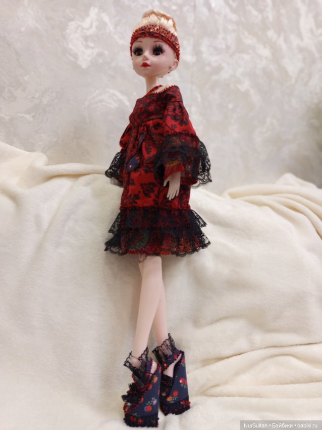 Мои первые шаги в изготовлении одежды для кукол (фото 2)