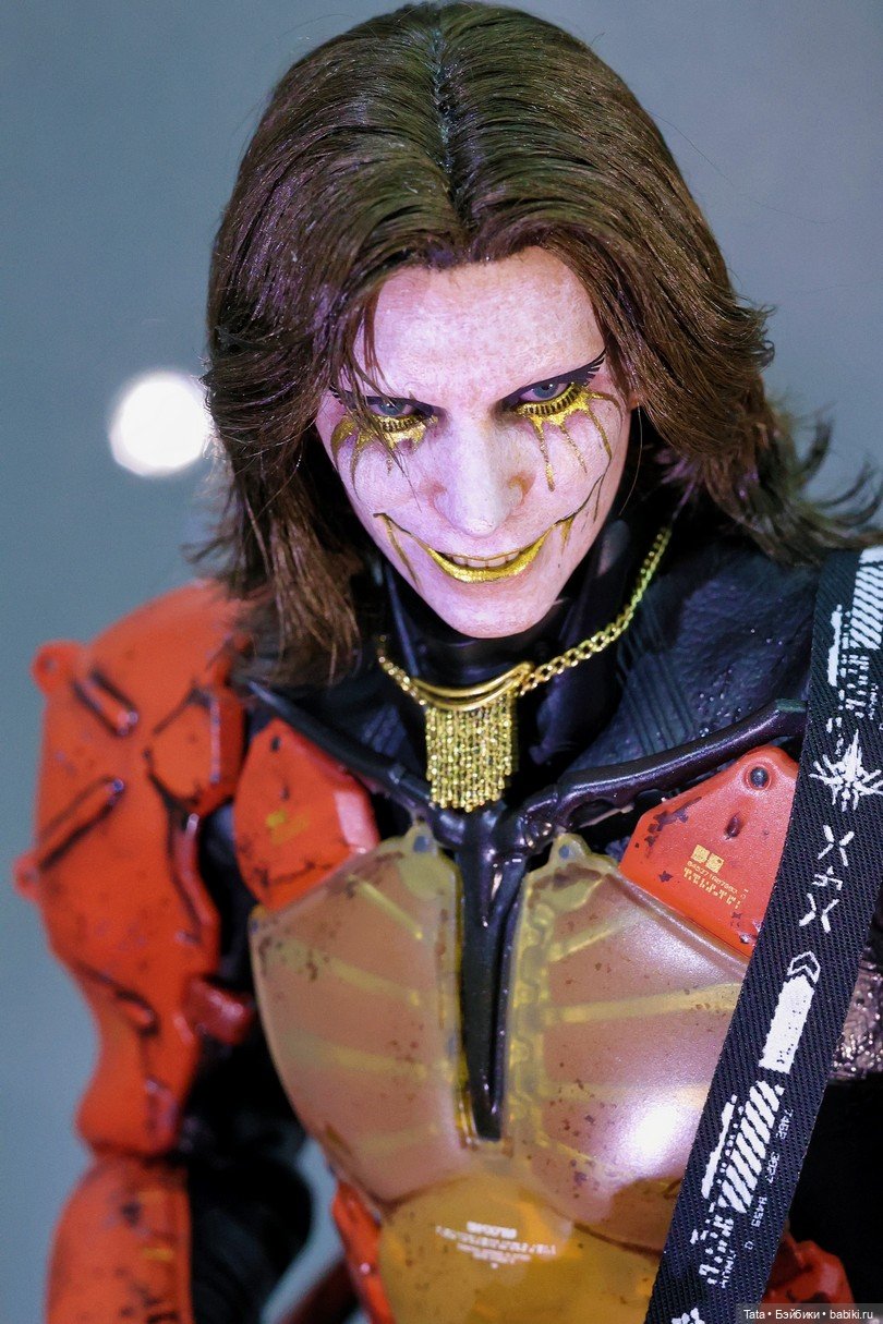 Фигурка Хиггса - Hot Toys (фото 2)