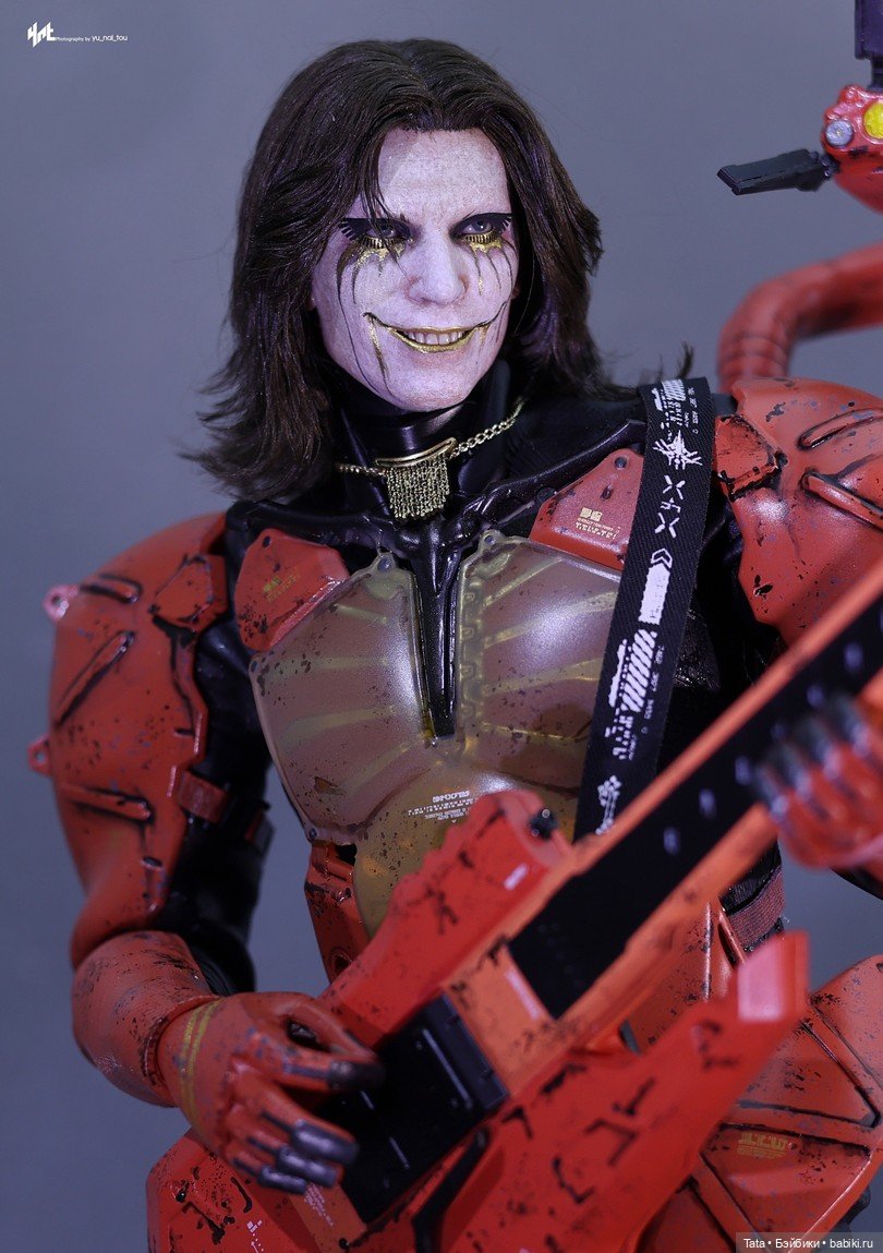 Фигурка Хиггса - Hot Toys (фото 4)