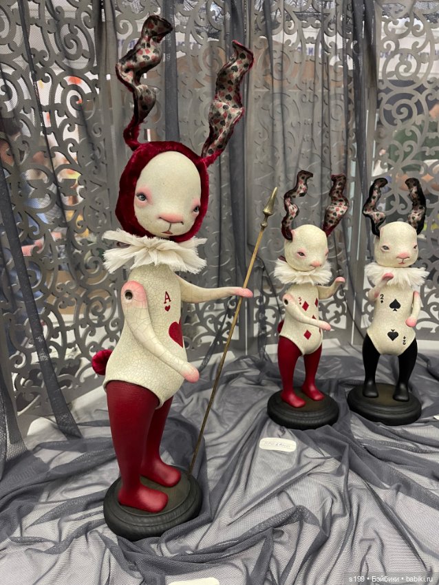 Выставка кукол на Тишинке