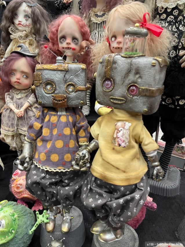 Выставка кукол на Тишинке