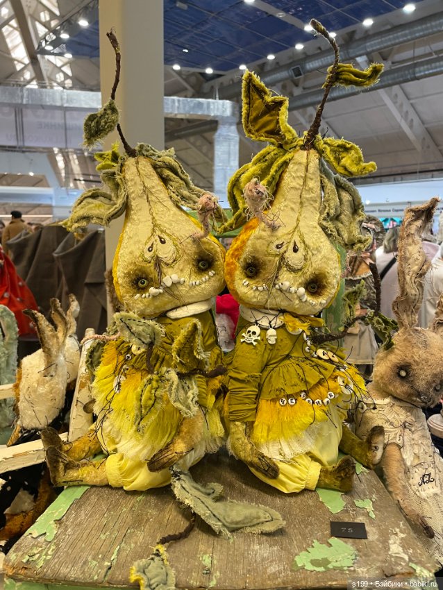 Выставка кукол на Тишинке