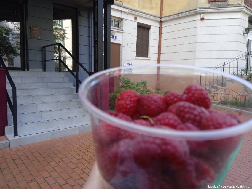 "Перекрёстки вынимаешь как конфеты, монеты" (фото 3)