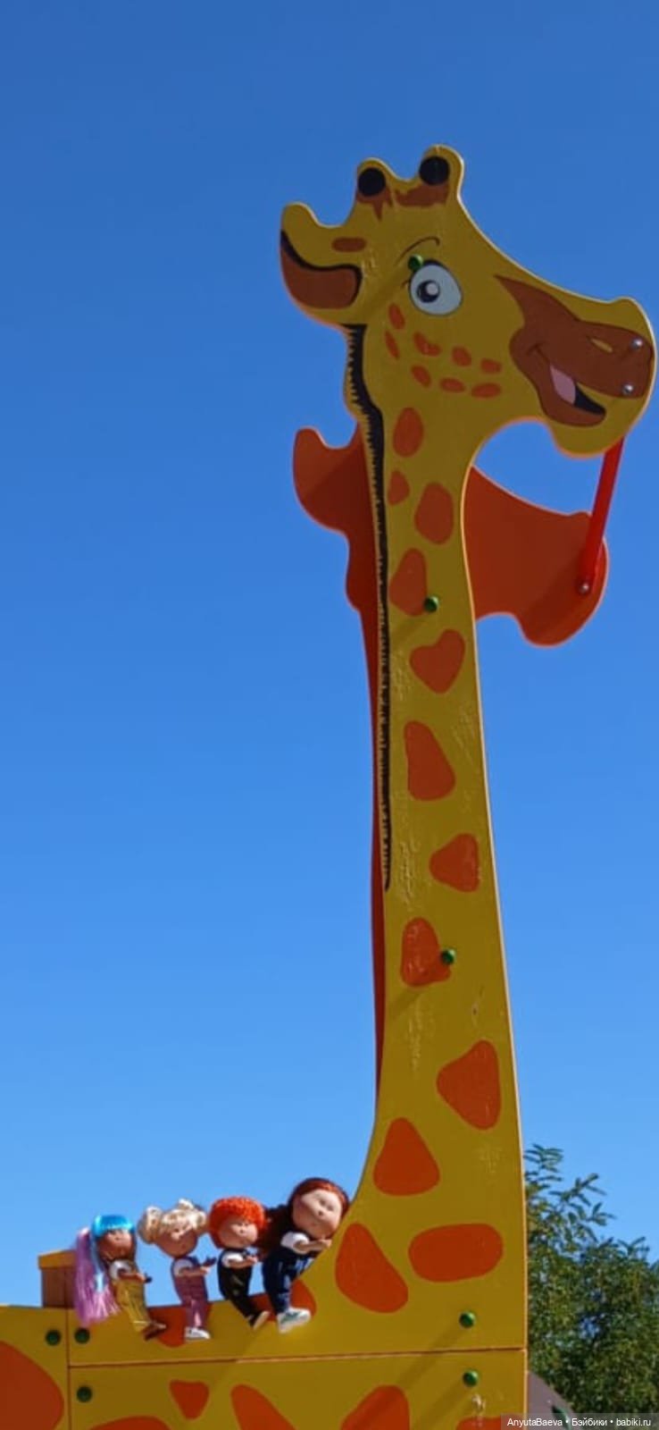 Мы маленькие дети,нам хочется гулять