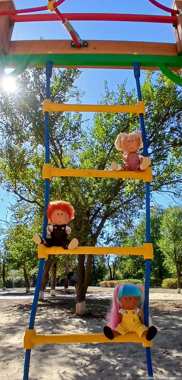 Мы маленькие дети,нам хочется гулять